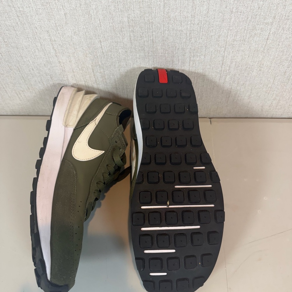Nike Waffle One Leather Medium Olive Size‎ 9.5 - Picture 9 of 16